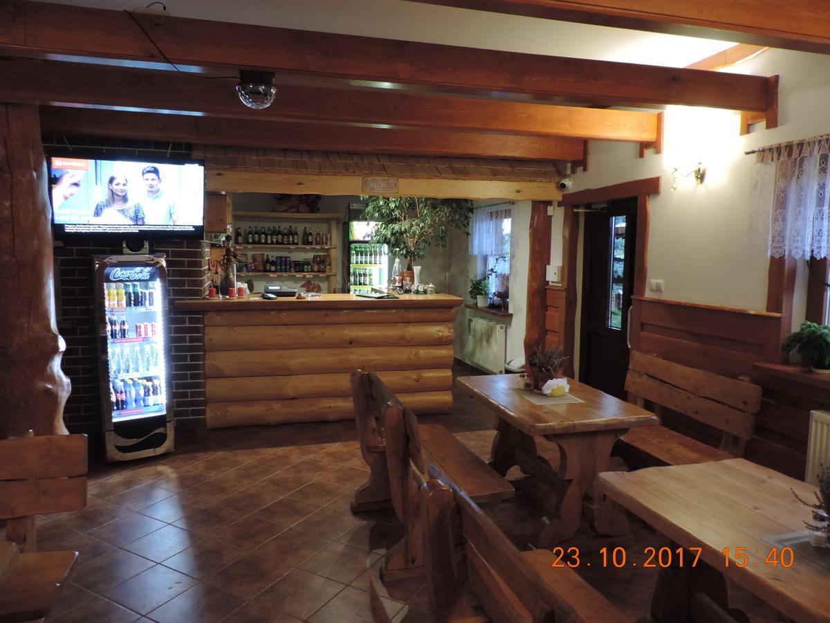 Hotel Gamp Pawel Sawicki à Kleszczele Extérieur photo